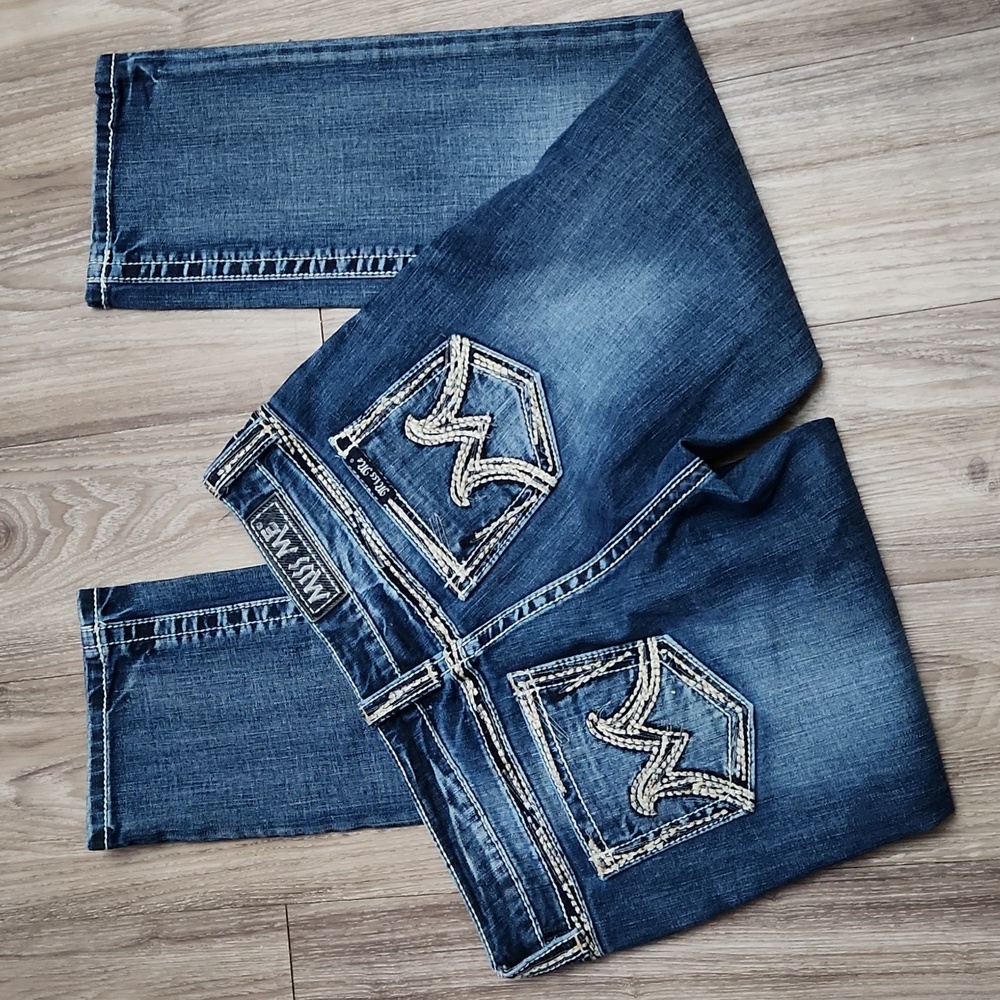 Miss Me Dark Blue Denim Ankle Jeans with Embroidered Back Pockets